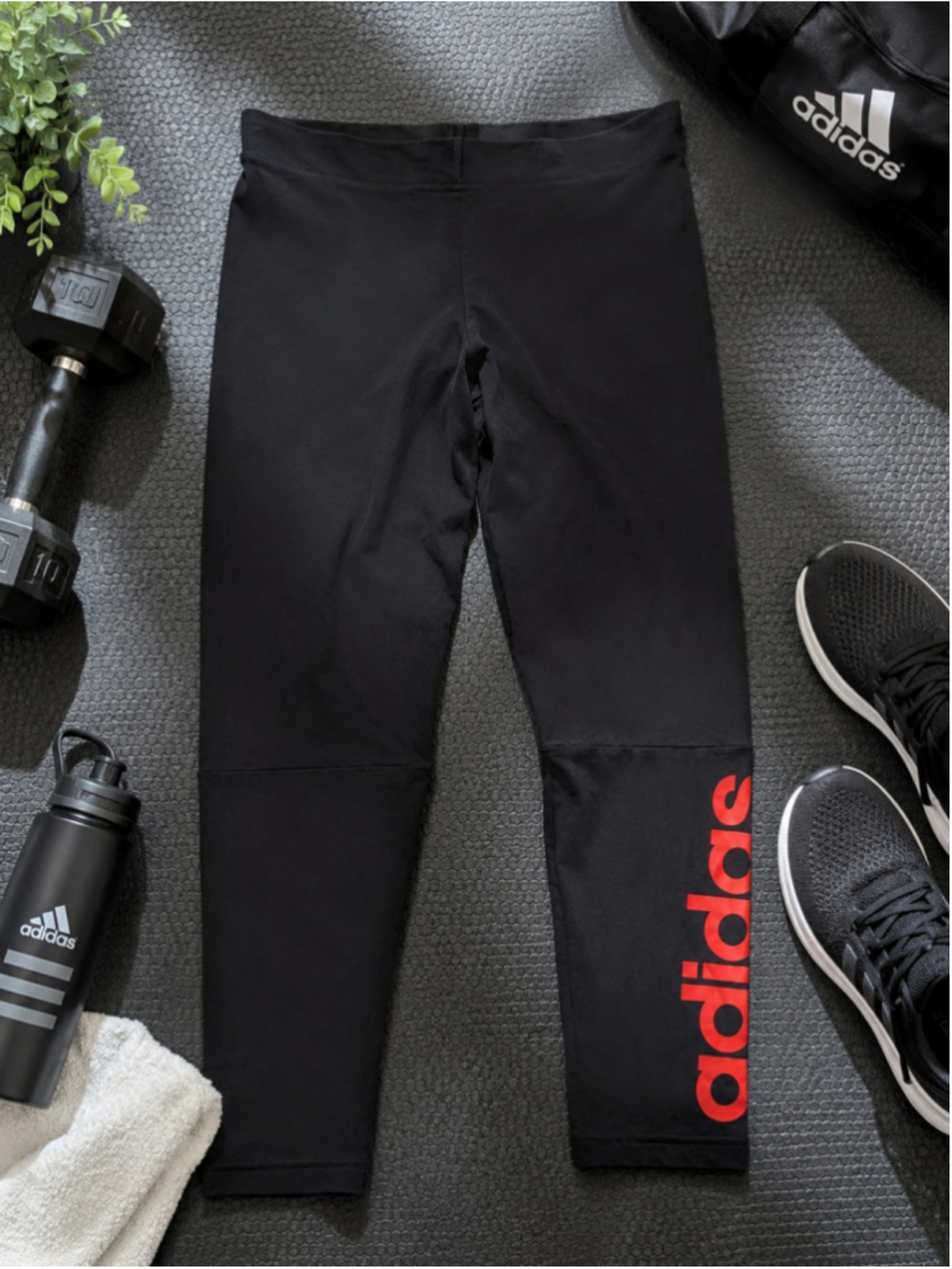 Adidas Women's Black Capri Athletic Workout Leggings Logo Stretch Activewear L